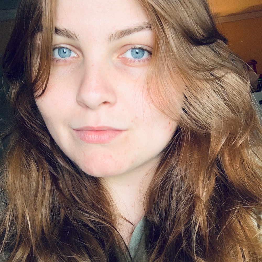 Meet your Posher, Caitlyn